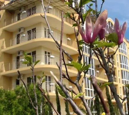 アパート Elias ゴールデンサンド