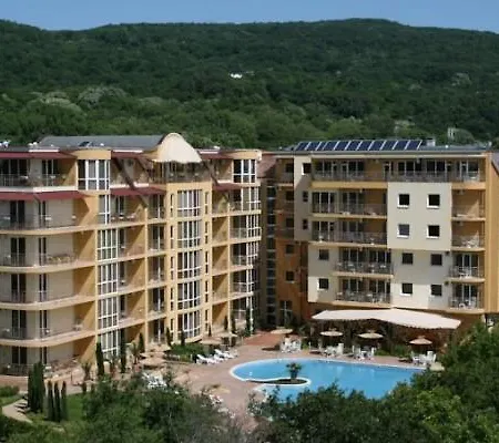 アパート Elias *