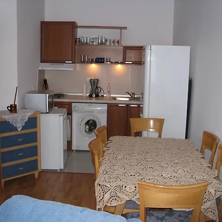 Apartment Elias